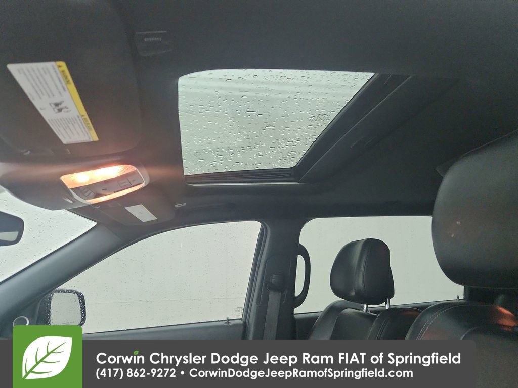 Used 2019 Dodge Durango R/T w/ Technology Group image 29