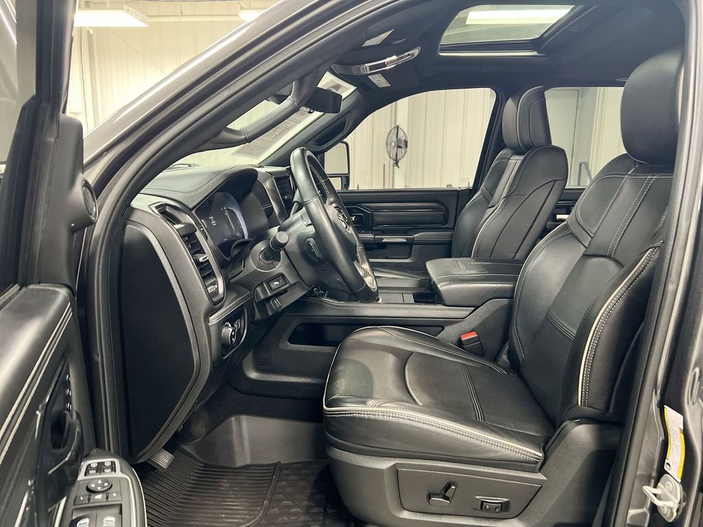 Used 2024 RAM 3500 Limited image 21