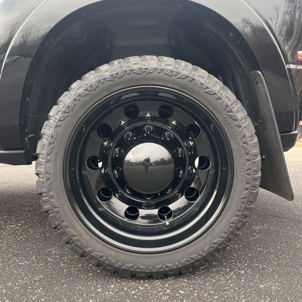 Used 2024 RAM 3500 Limited w/ Safety Group image 26