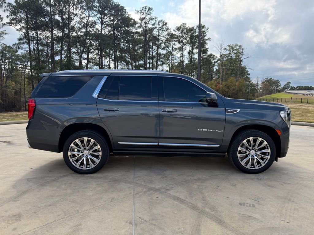Used 2021 GMC Yukon Denali w/ Denali Premium Package image 6