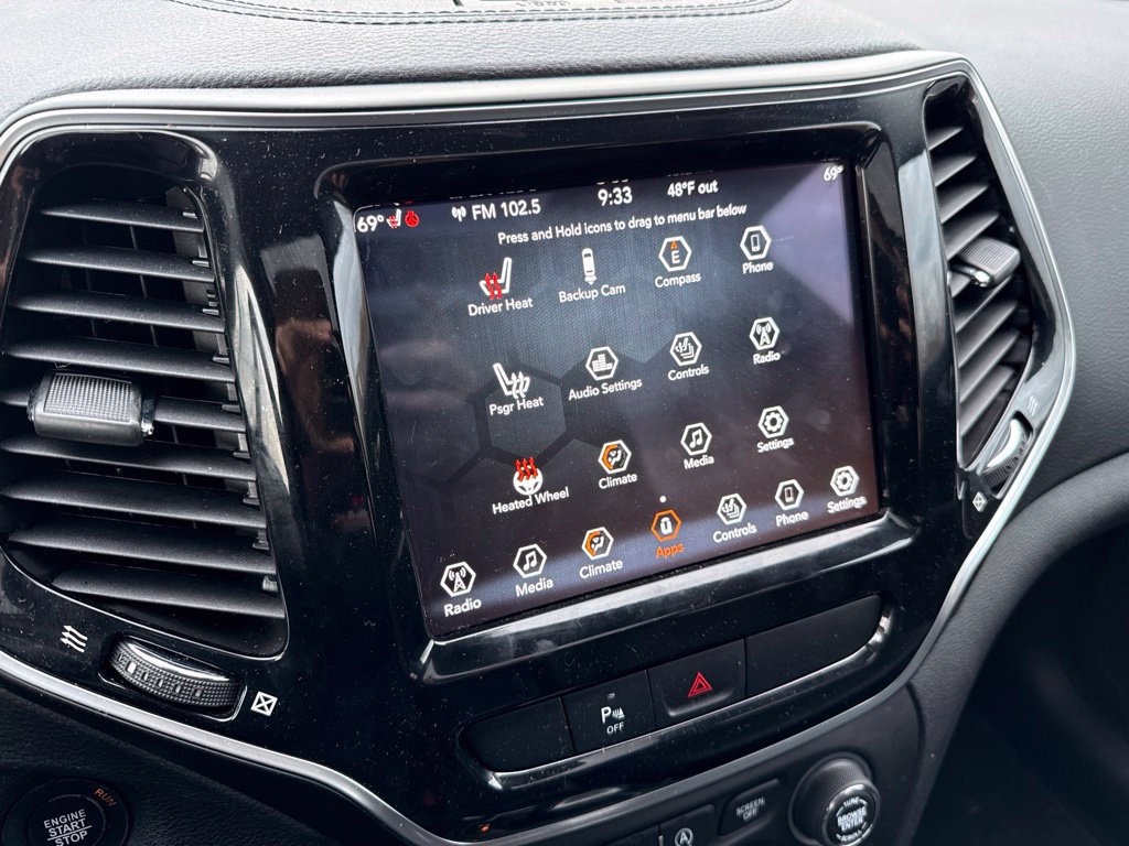 Used 2019 Jeep Cherokee Limited AWD/4WD image 14