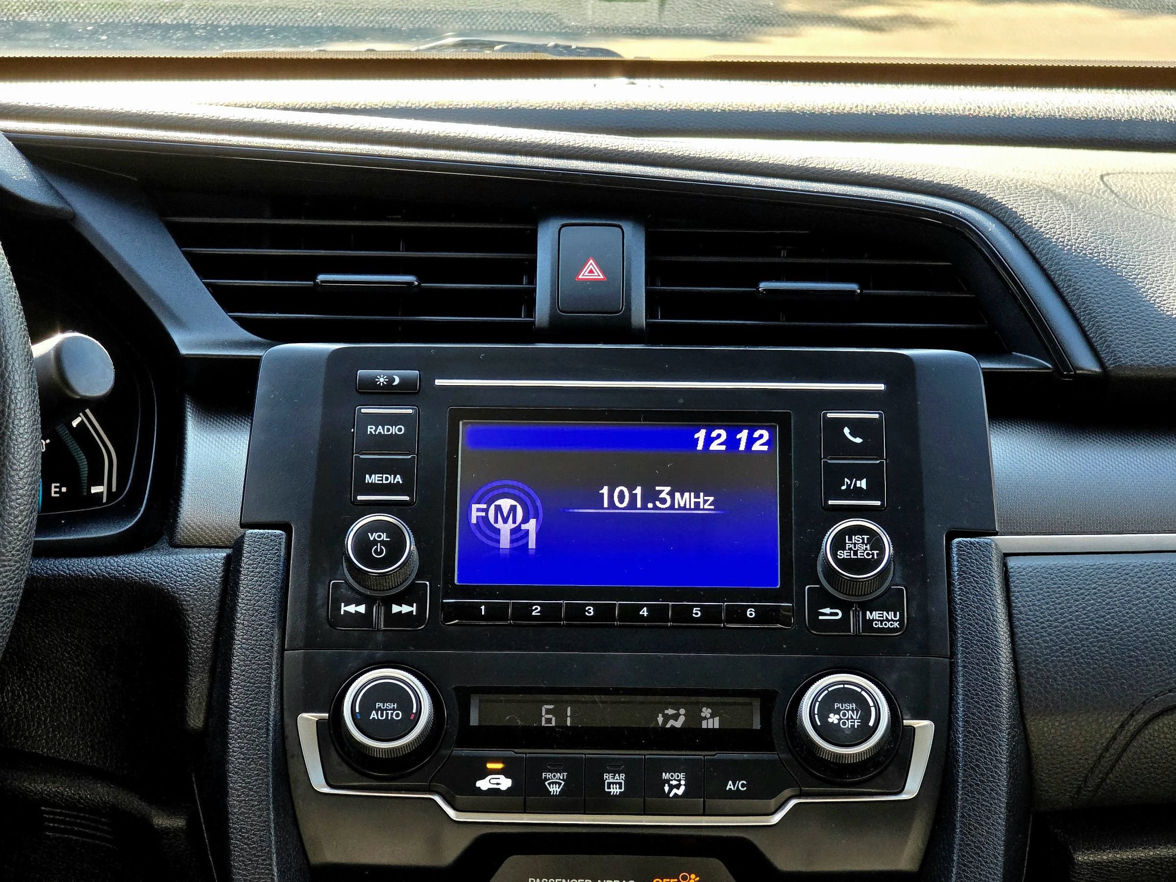 Used 2021 Honda Civic LX image 28