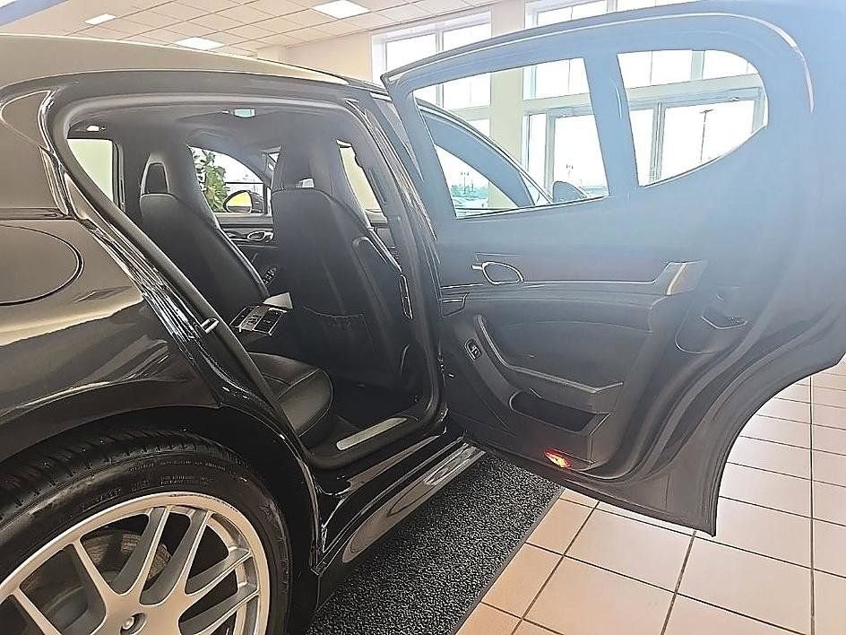 Used 2010 Porsche Panamera Turbo AWD/4WD image 27