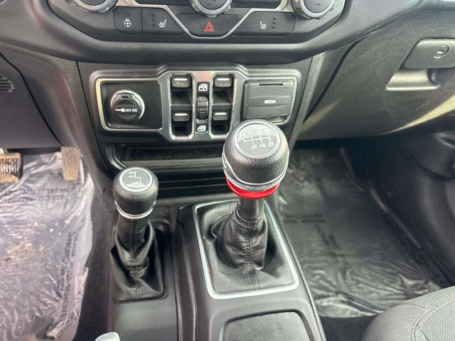 Certified 2018 Jeep Wrangler Unlimited Sport S image 16