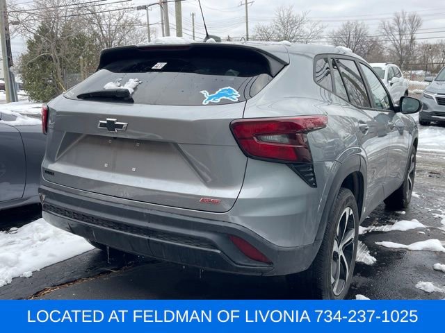 Used 2024 Chevrolet Trax RS w/ Driver Confidence Package image 3