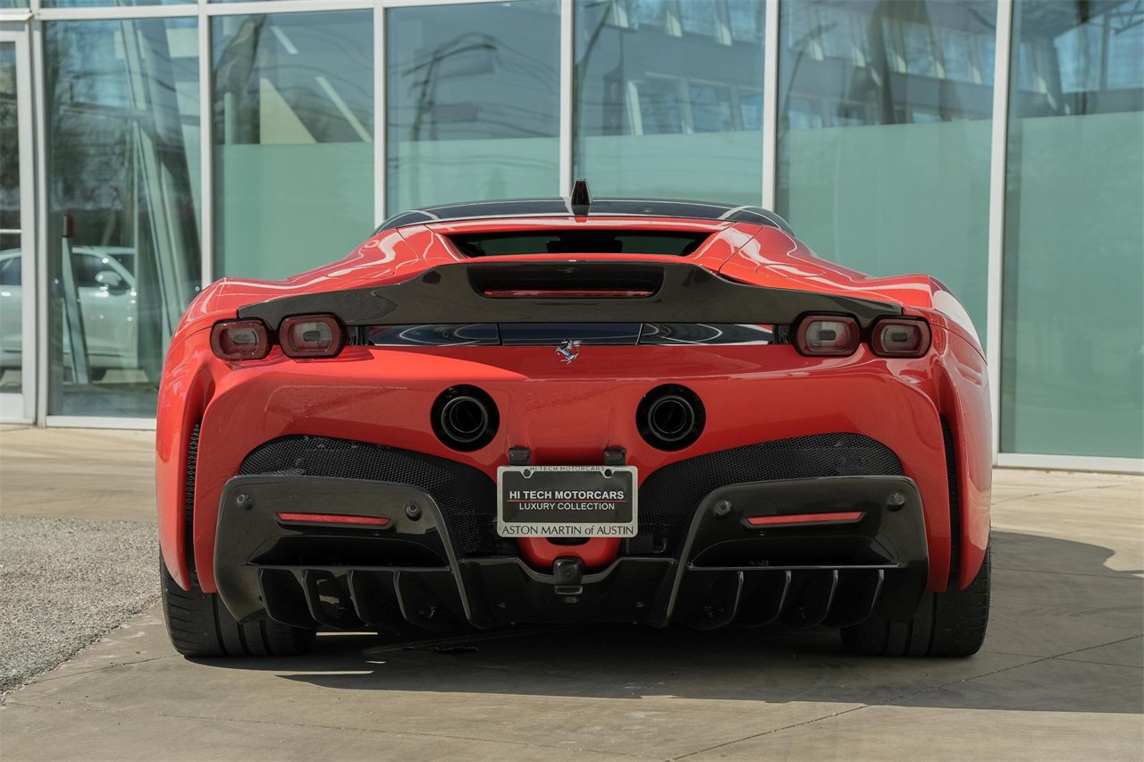 Used 2021 Ferrari SF90 Stradale Base image 14