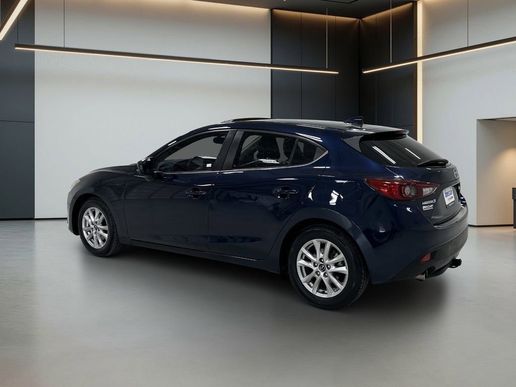 Used 2016 MAZDA MAZDA3 i Touring w/ Popular Equipment Package image 3