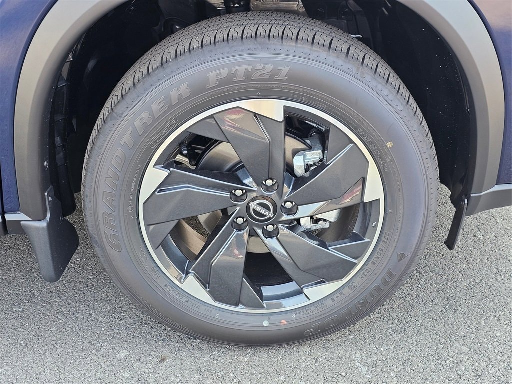 New 2026 Nissan Rogue SV image 28