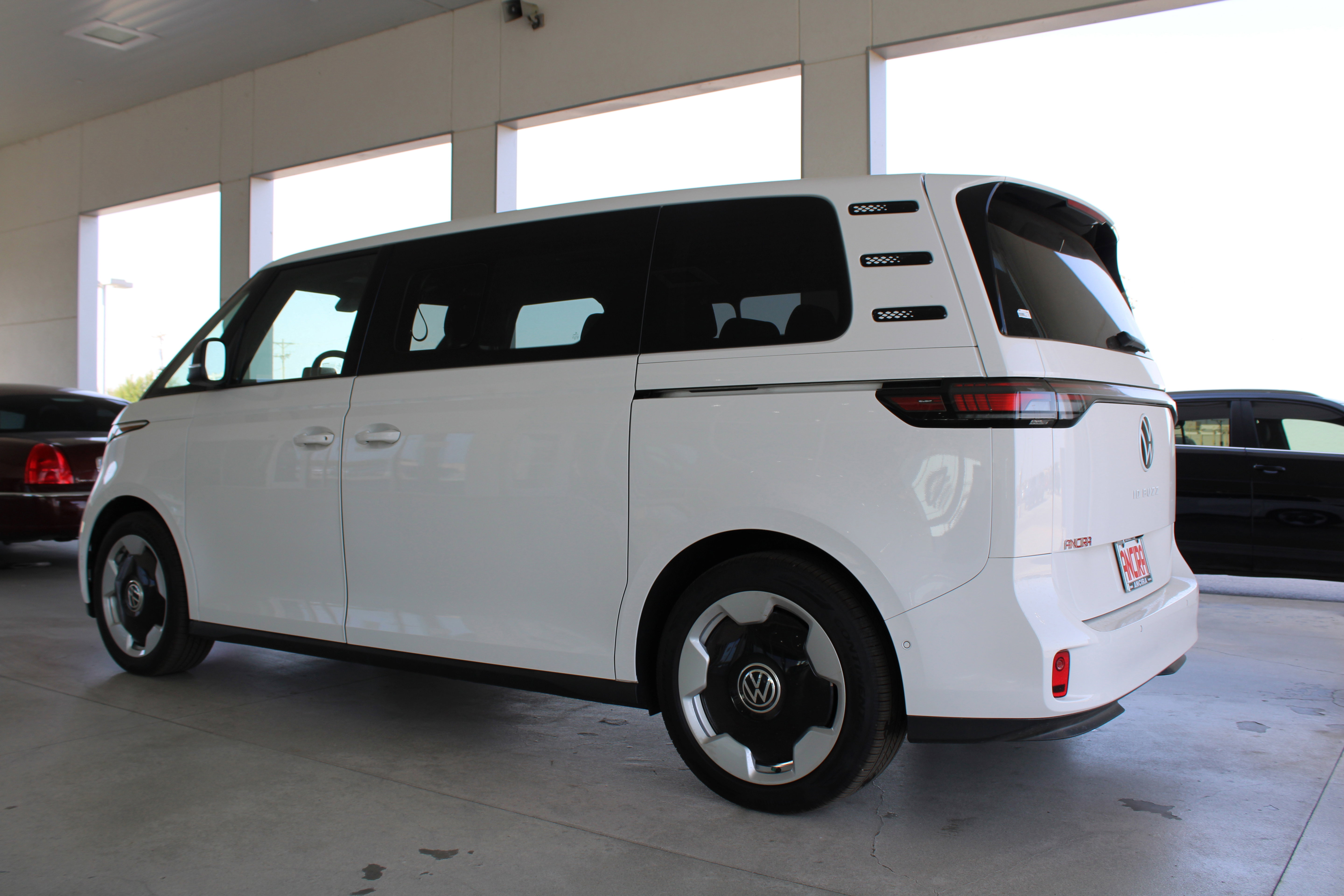 New 2025 Volkswagen ID. Buzz Pro S image 5