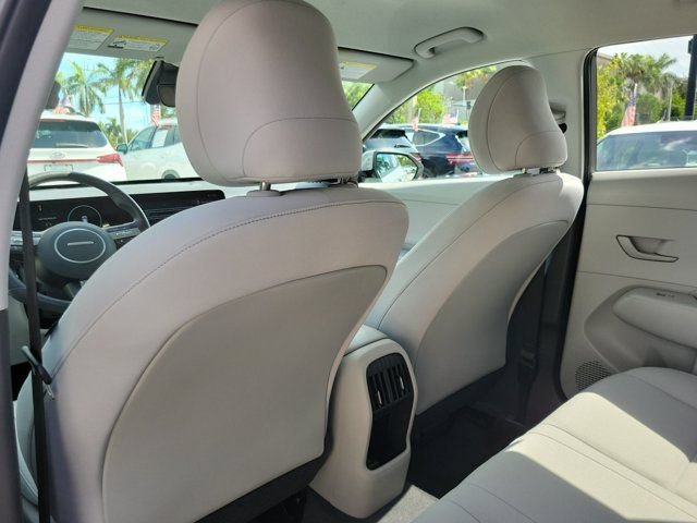 Certified 2024 Hyundai Kona SEL w/ Convenience Package AWD/4WD image 9