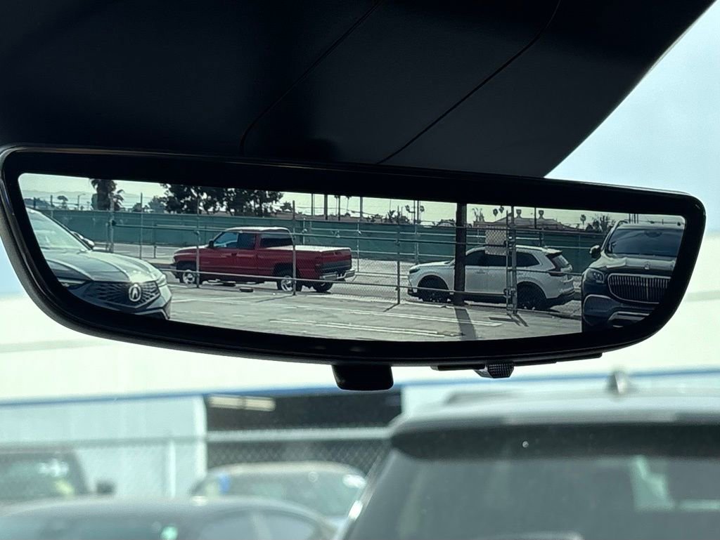 Used 2024 Cadillac Escalade ESV Sport Platinum w/ Heavy-Duty Trailer Package image 31