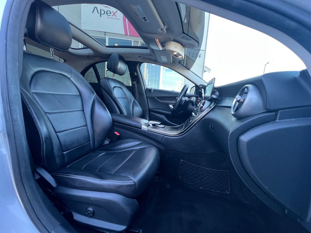 Used 2016 Mercedes-Benz C 300 4MATIC Sedan w/ Multimedia Package image 19