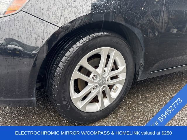 Used 2011 Kia Forte EX w/ Tech Pkg image 4