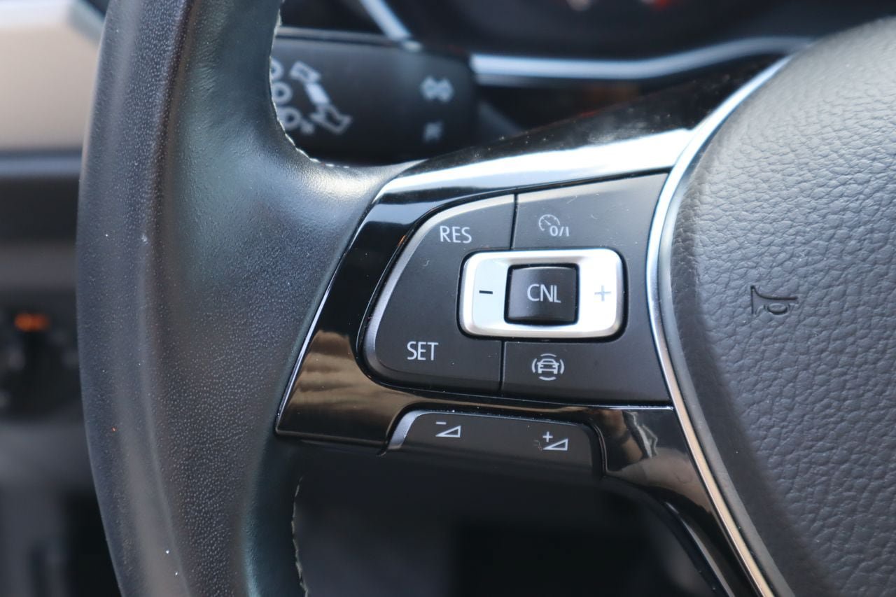 Used 2020 Volkswagen Jetta R-Line FWD image 12