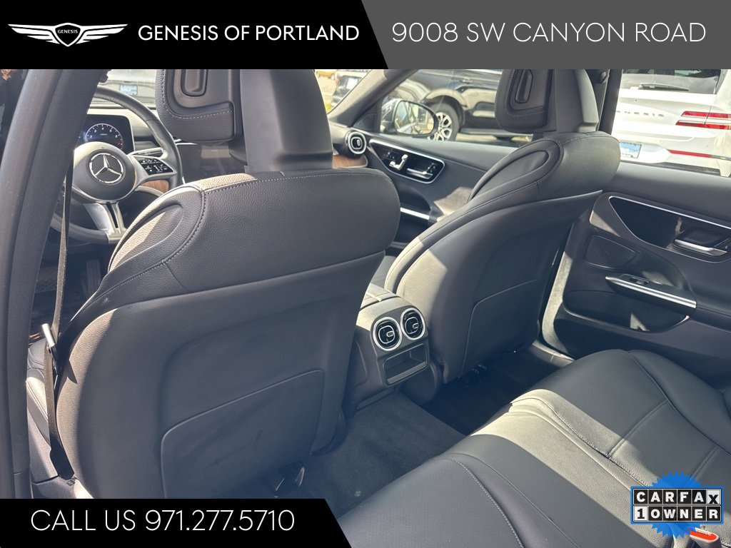Used 2025 Mercedes-Benz C 300 4MATIC Sedan image 40