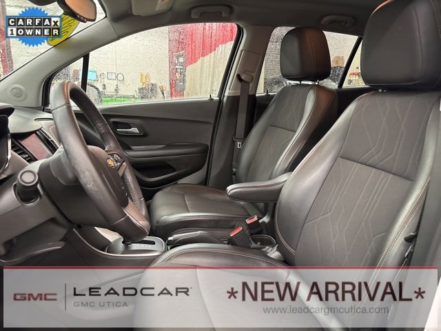 Used 2022 Chevrolet Trax LT w/ Sport Edition image 18