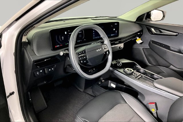 New 2026 Kia EV6 Light RWD image 8