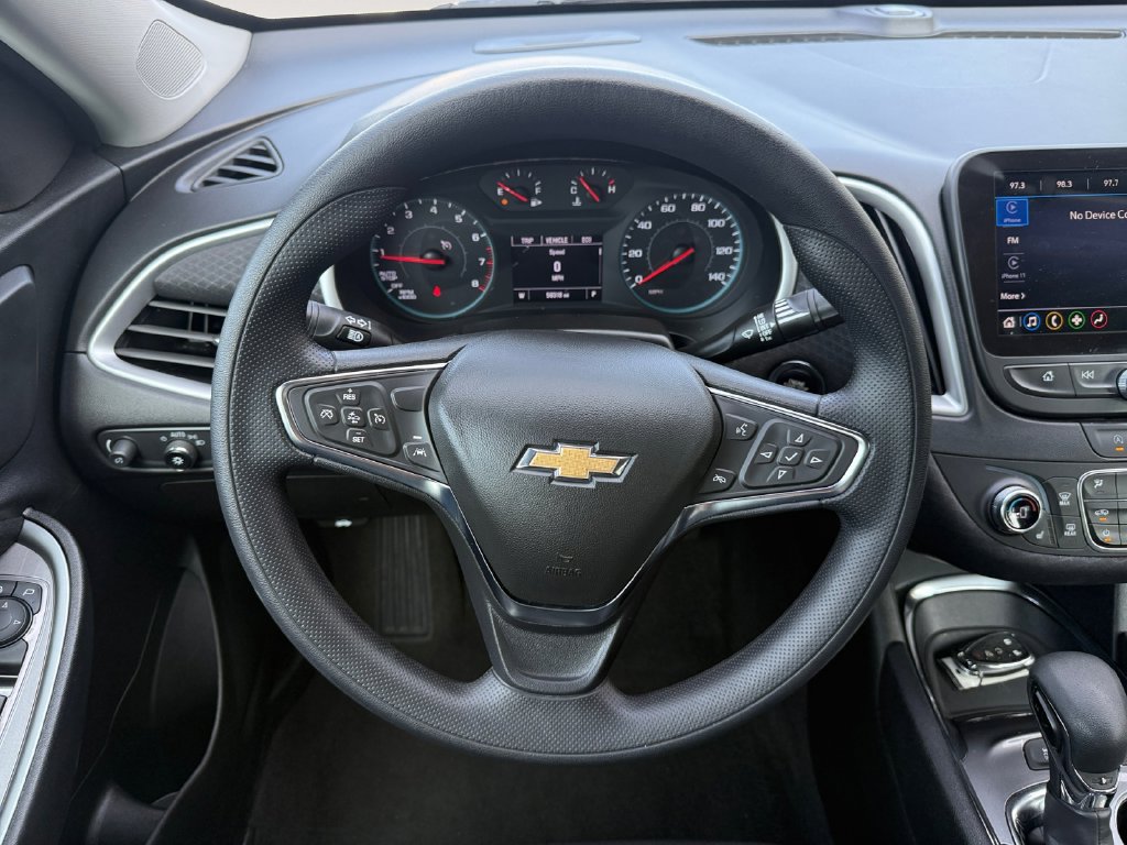 Used 2024 Chevrolet Malibu LT FWD image 12