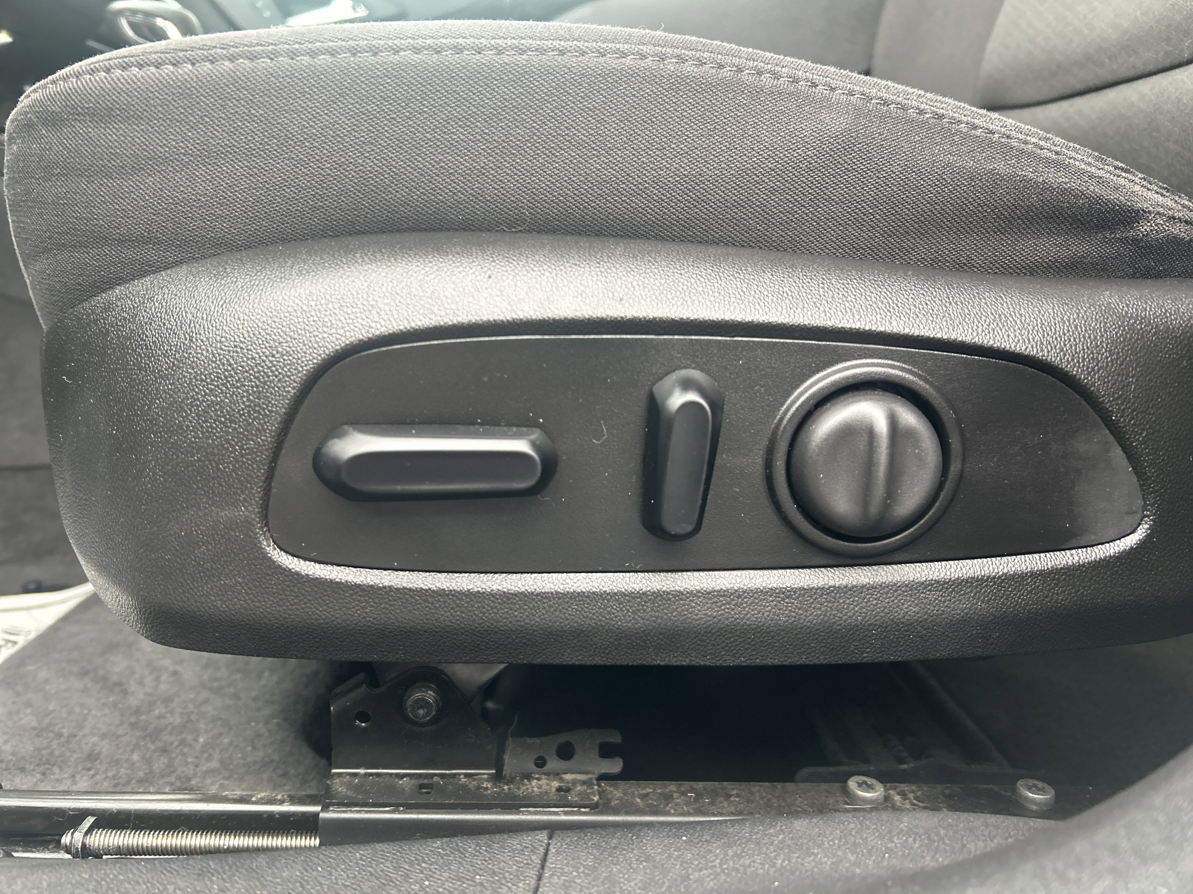 Used 2021 Chevrolet Malibu LT image 13