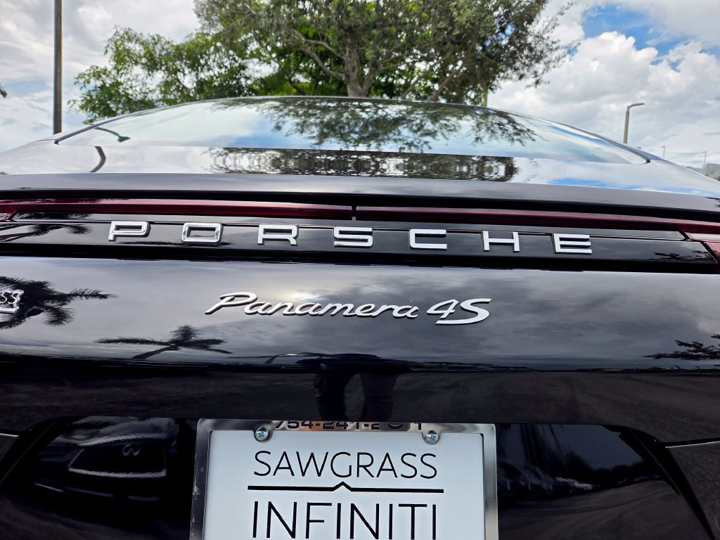 Used 2018 Porsche Panamera 4S AWD/4WD image 13