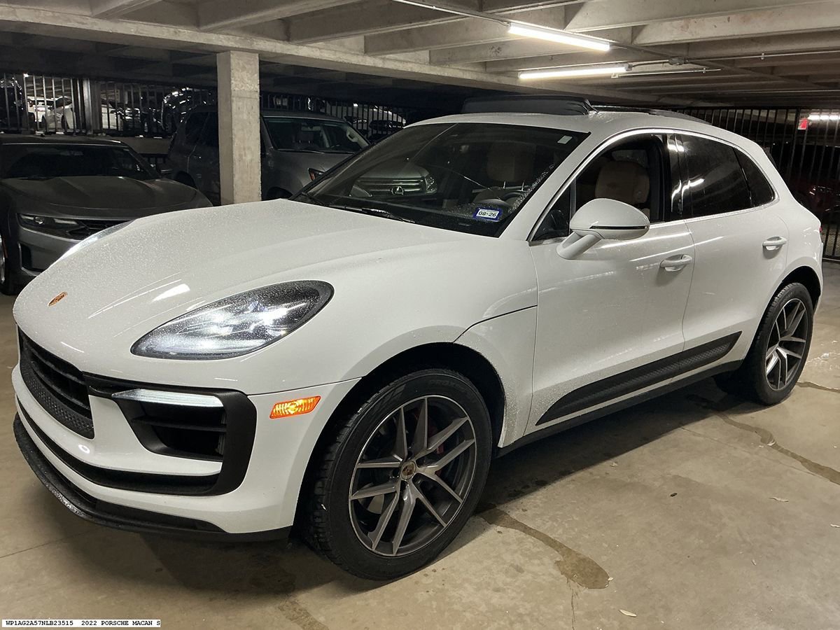 Used 2022 Porsche Macan S AWD/4WD image 4