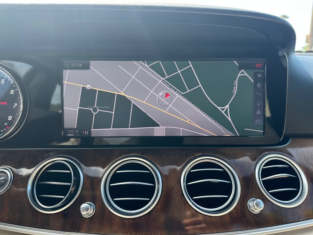 Used 2017 Mercedes-Benz E 300 4MATIC image 30
