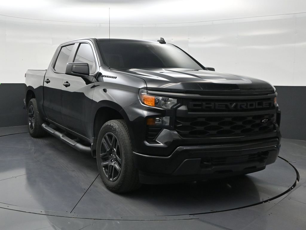 Used 2024 Chevrolet Silverado 1500 Custom w/ Turbomax Blackout Package RWD image 7