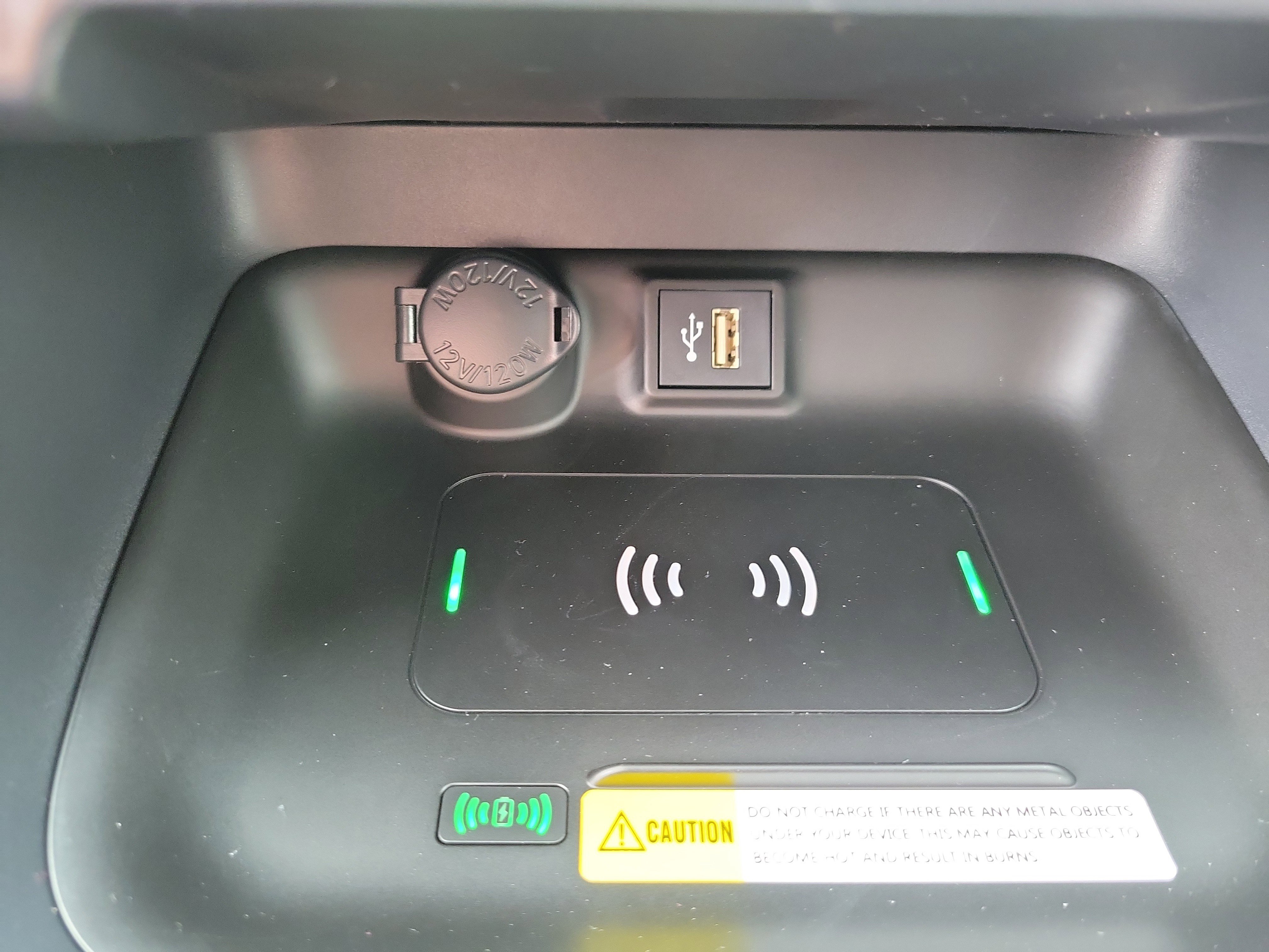 New 2025 Toyota RAV4 XLE image 23