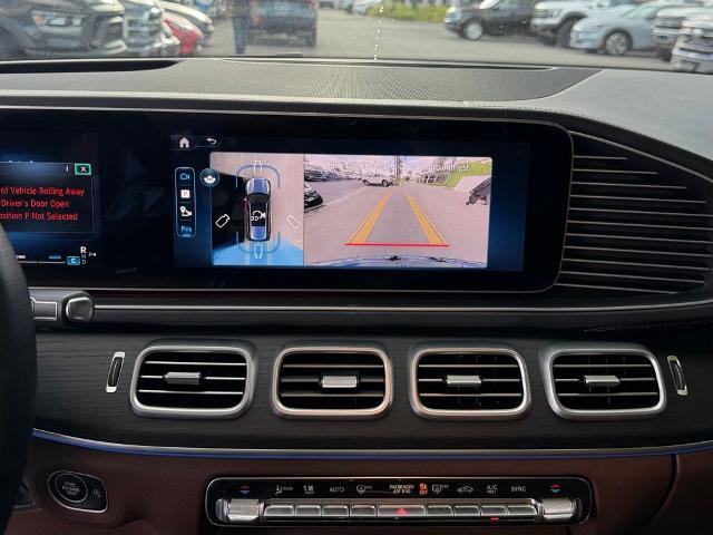 Used 2025 Mercedes-Benz GLS 450 4MATIC image 27