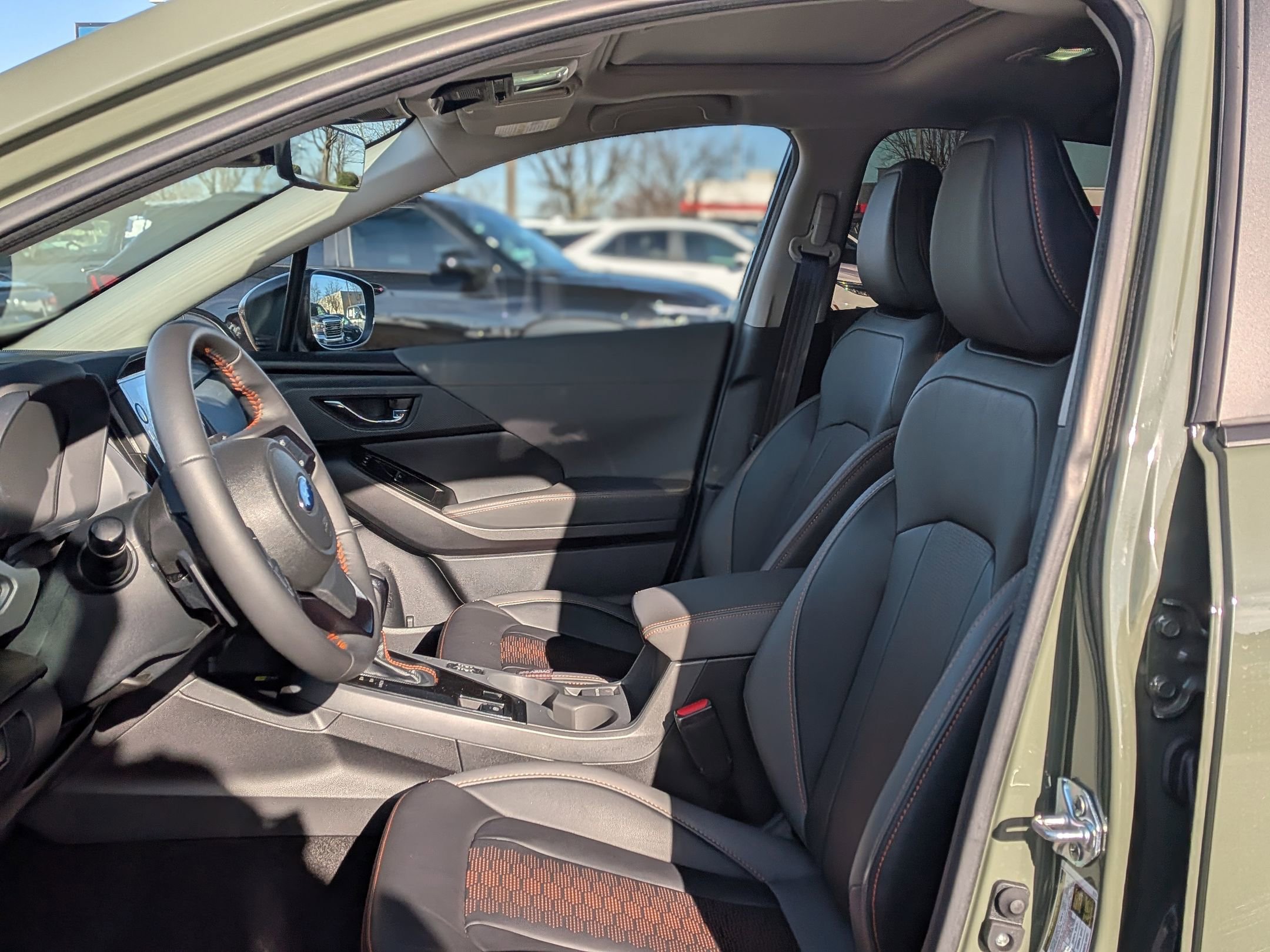 Used 2025 Subaru Crosstrek 2.5i Limited w/ Crosstrek Mirror Package image 17