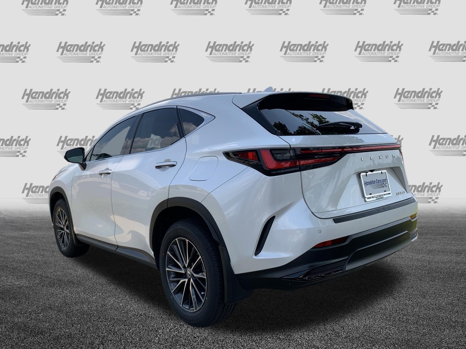 Used 2024 Lexus NX 250 FWD w/ Cold Area Package image 8