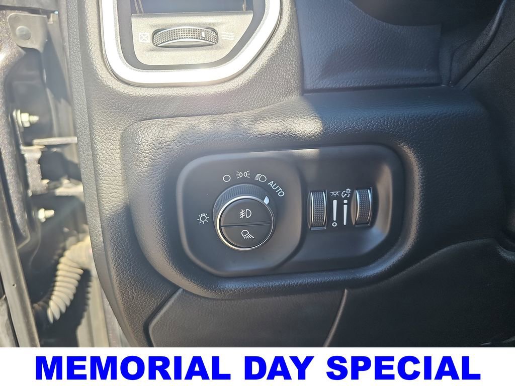 Used 2019 RAM 2500 Big Horn RWD image 24