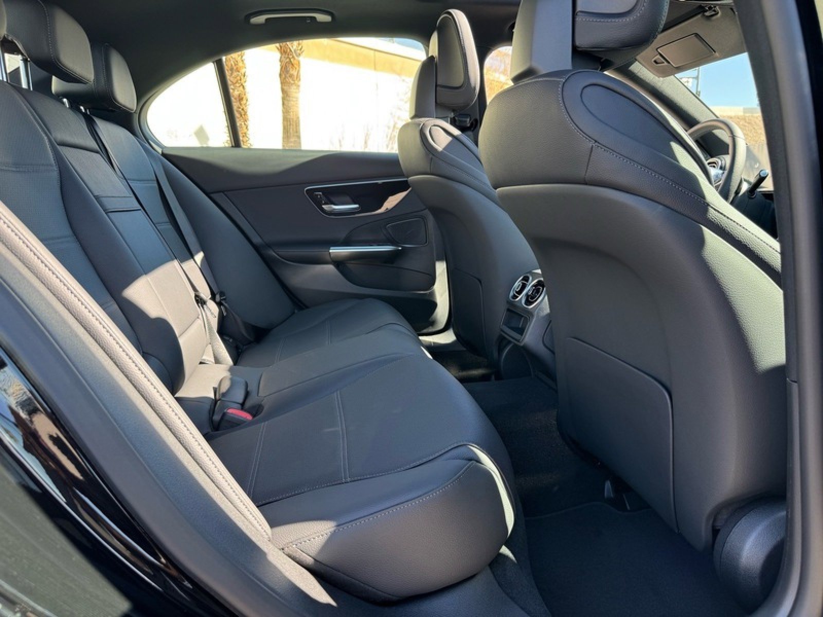 New 2025 Mercedes-Benz C 300 4MATIC Sedan image 19