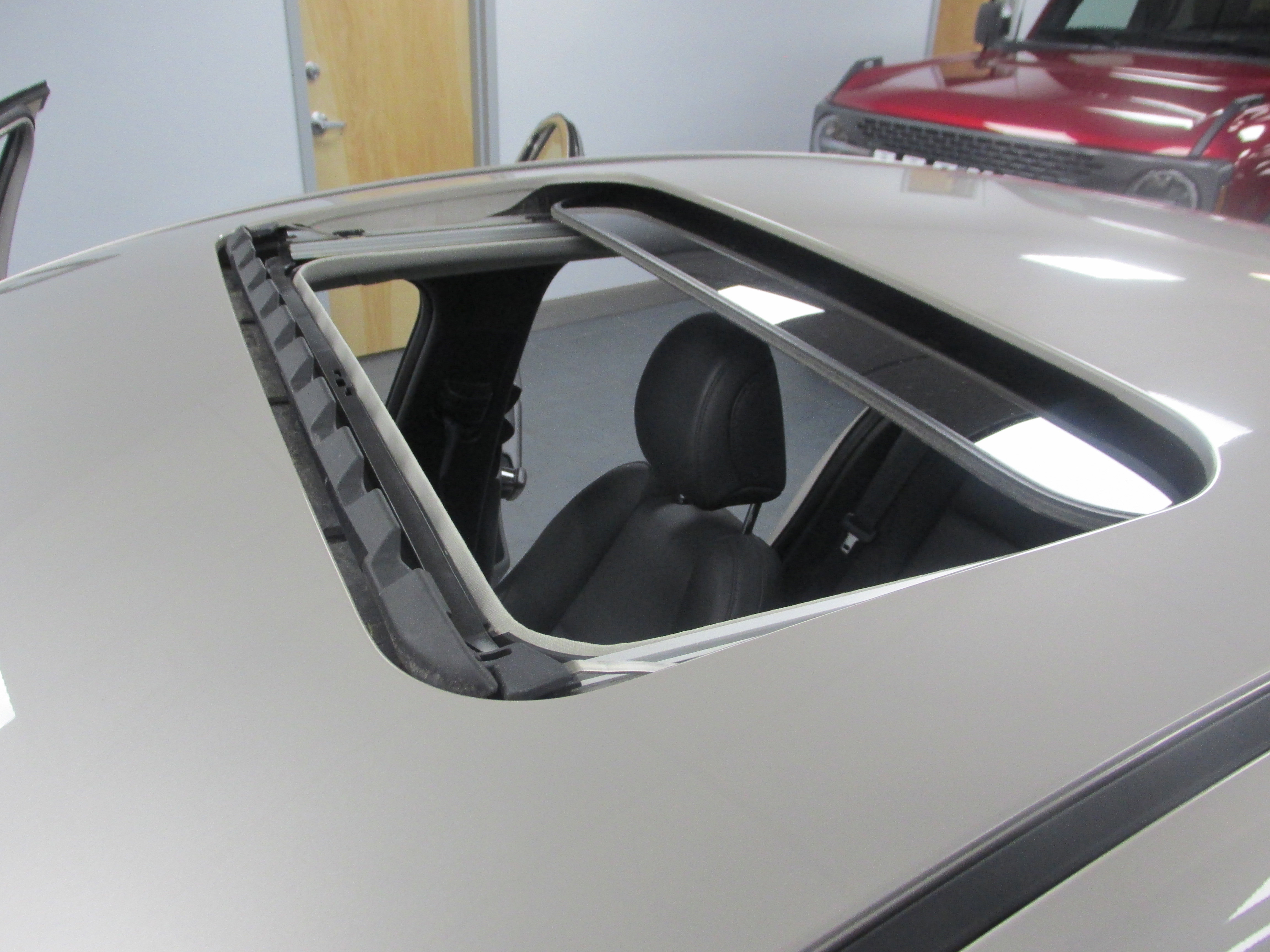 Used 2024 MAZDA MAZDA3 s FWD image 19