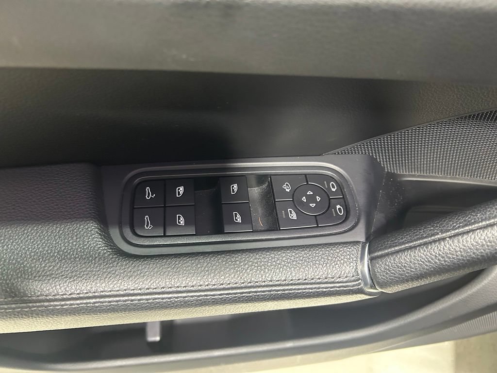 Used 2022 Porsche Cayenne Coupe AWD/4WD image 12