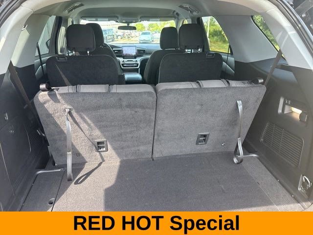 Used 2023 Ford Explorer XLT image 36