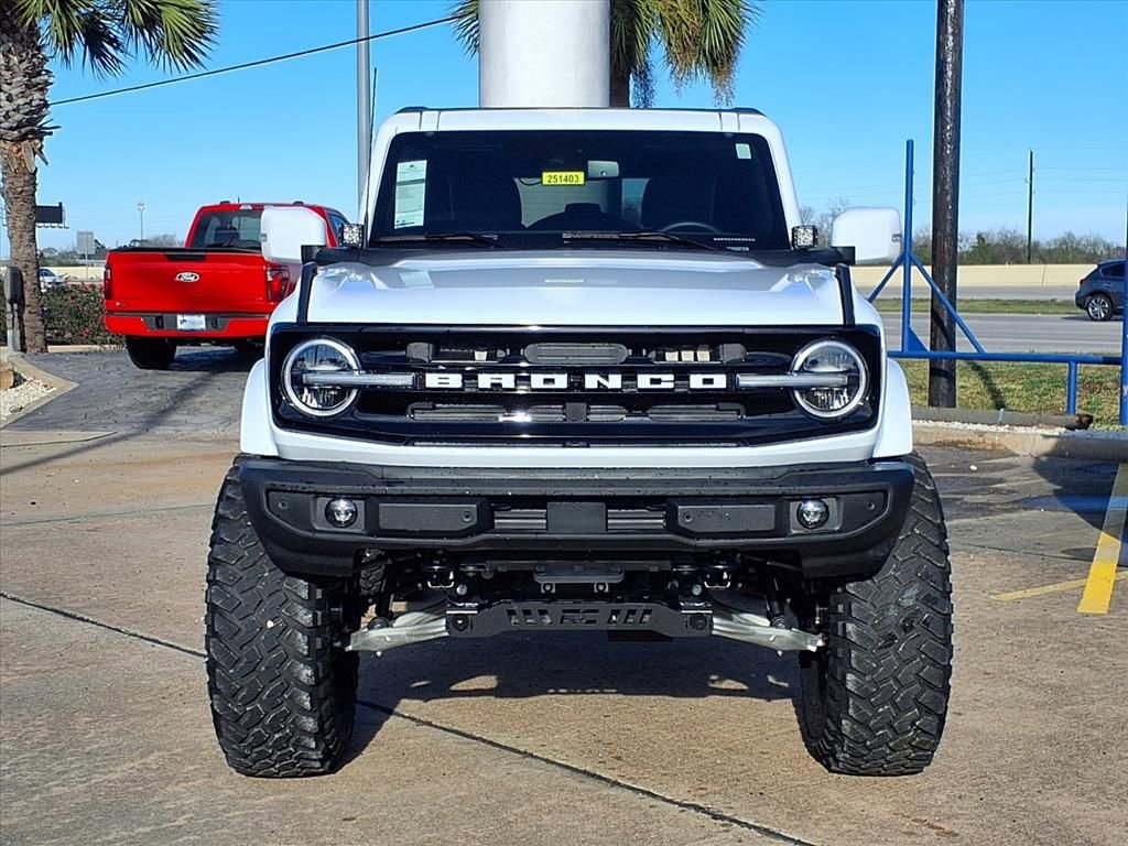 New 2025 Ford Bronco Outer Banks image 6