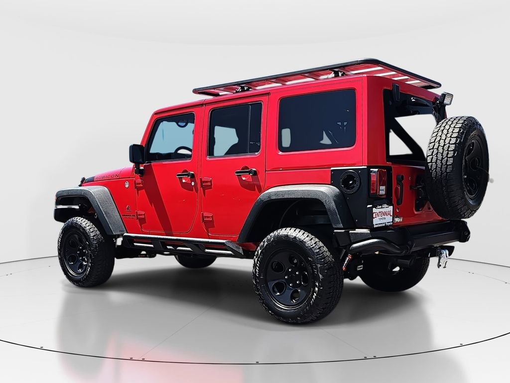 Used 2015 Jeep Wrangler Unlimited Rubicon w/ Connectivity Group AWD/4WD image 7