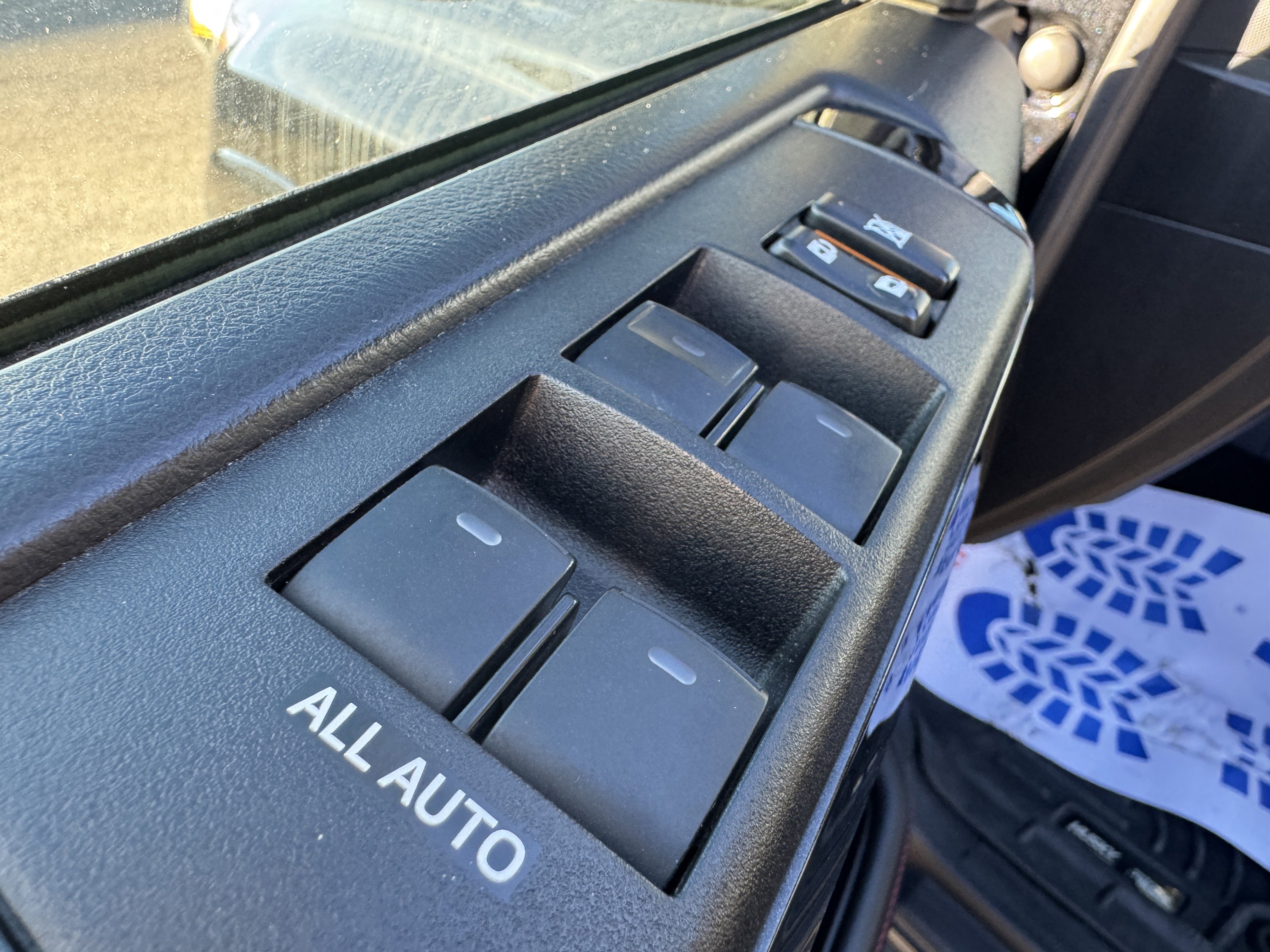 Used 2019 Toyota 4Runner TRD Off-Road Premium image 10