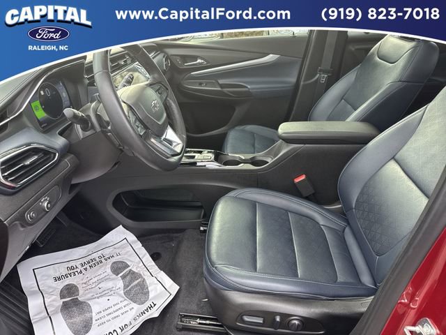 Used 2023 Chevrolet Bolt EUV Premier w/ Sun & Sound Package image 17
