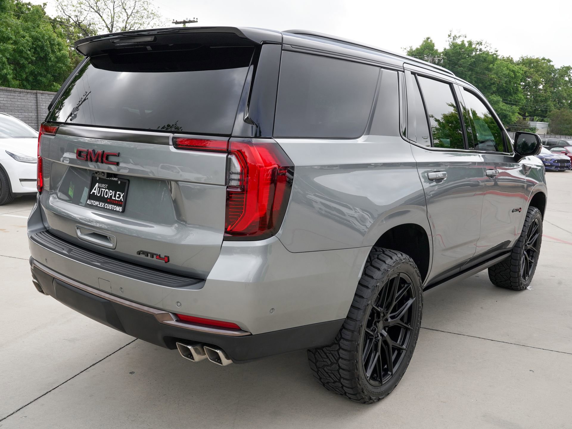 Used 2026 GMC Yukon AT4 Ultimate AWD/4WD image 6