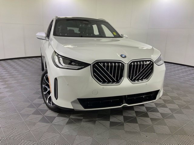 Certified 2025 BMW X3 xDrive30i w/ Premium Package AWD/4WD image 8