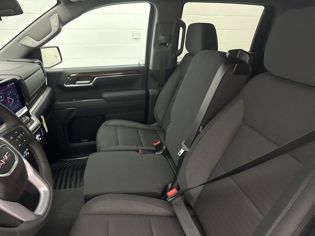 New 2026 GMC Sierra 1500 Elevation image 19