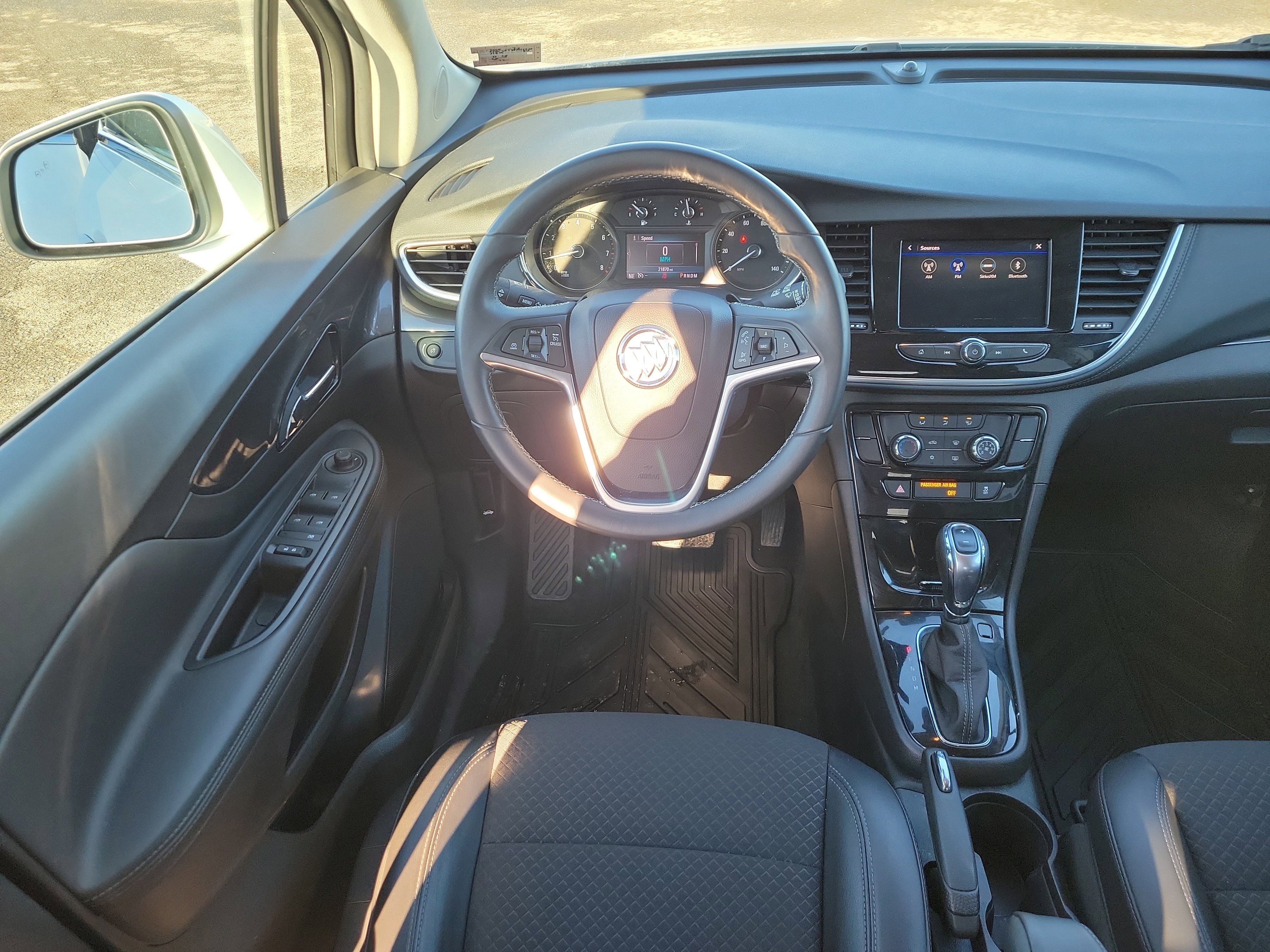 Certified 2022 Buick Encore Preferred w/ Safety Package image 19