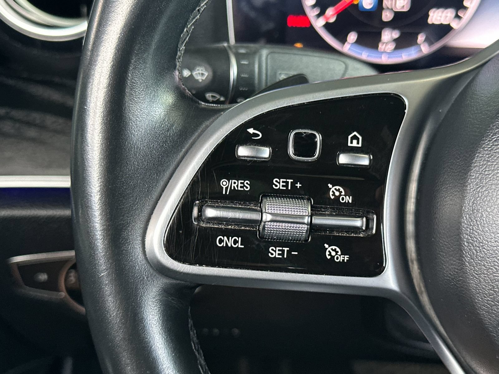 Used 2019 Mercedes-Benz E 300 image 26