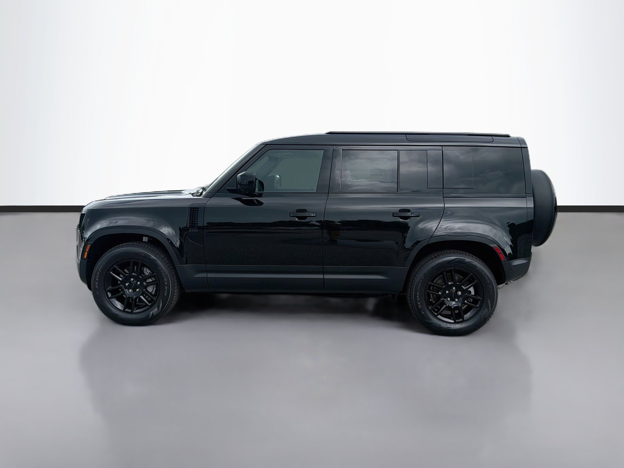 New 2026 Land Rover Defender 110 S AWD/4WD image 2