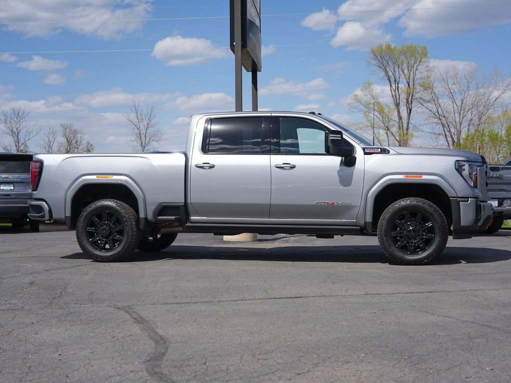 Used 2026 GMC Sierra 2500 AT4 w/ AT4 Premium Plus Package AWD/4WD image 2