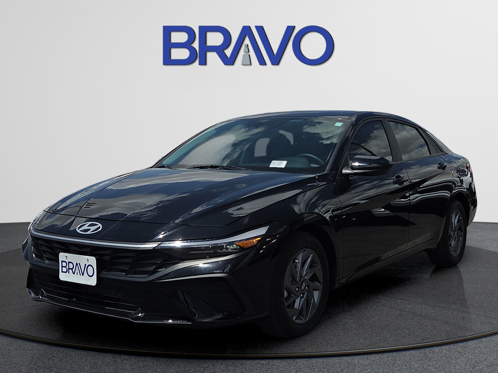 Used 2024 Hyundai Elantra SEL