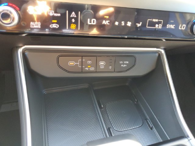 New 2027 Kia Carnival SX FWD image 32