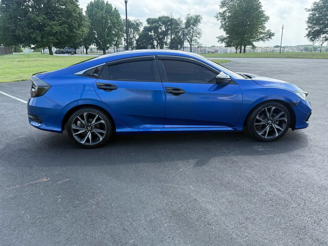 Used 2020 Honda Civic Sport image 4